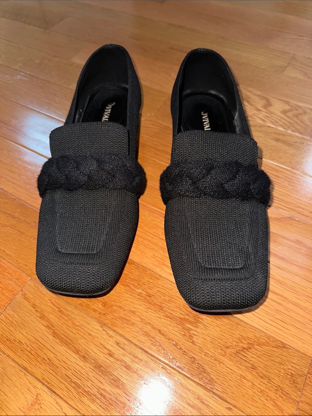 Vivaia Women's Black Braided-Trim Knit Loafers